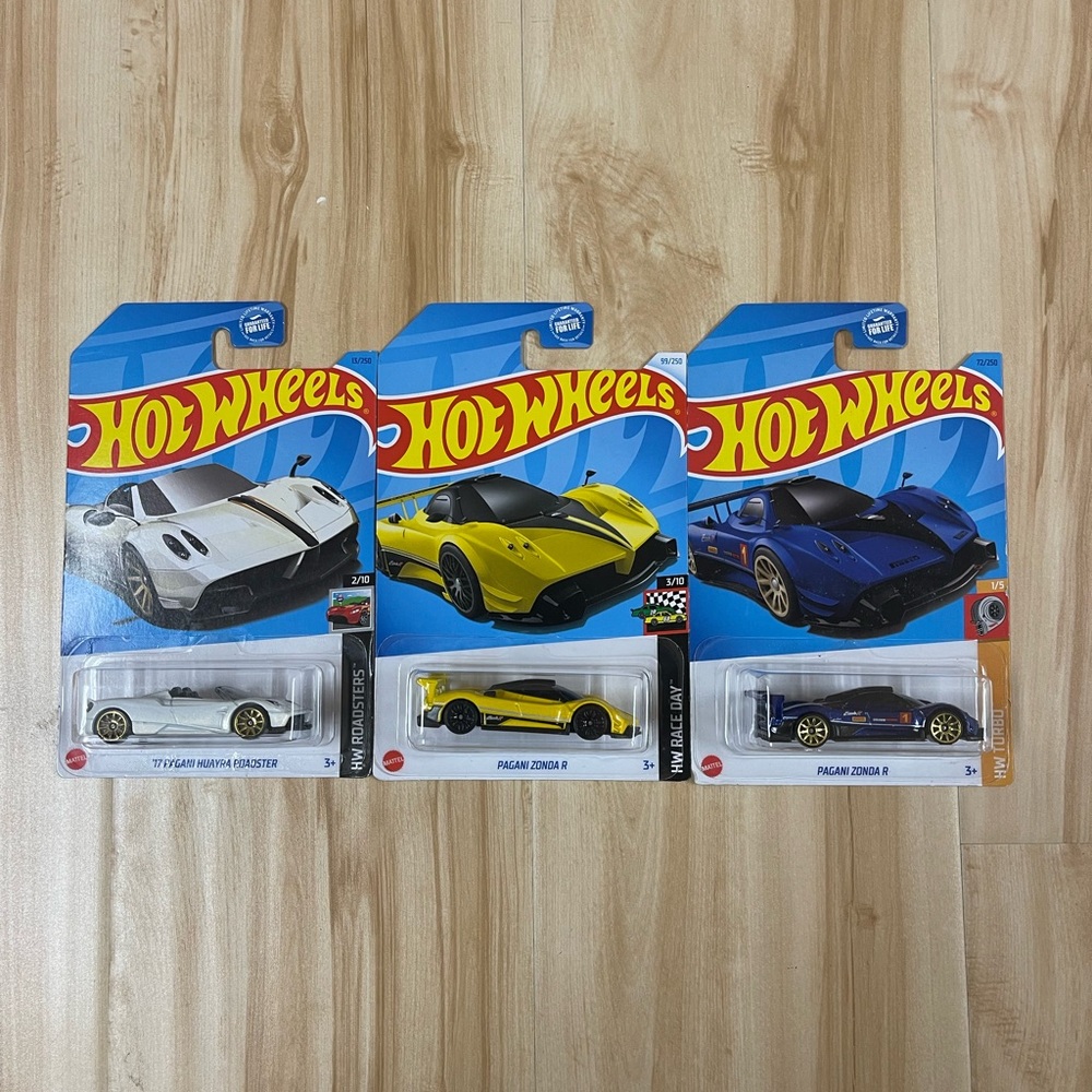 HOT WHEELS PAGANI LOT (3 PC)